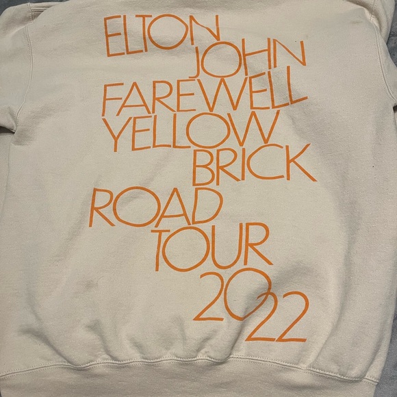 ELTON JOHN HOODIE~Medium~Farewell Yellow Brick Road Tour 2022~Sweatshirt EUC - Picture 2 of 5